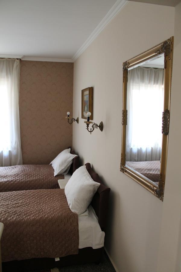Royal Family Apartment Nis Exterior photo