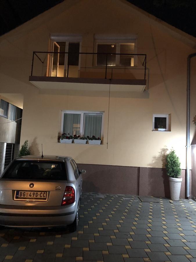 Royal Family Apartment Nis Exterior photo